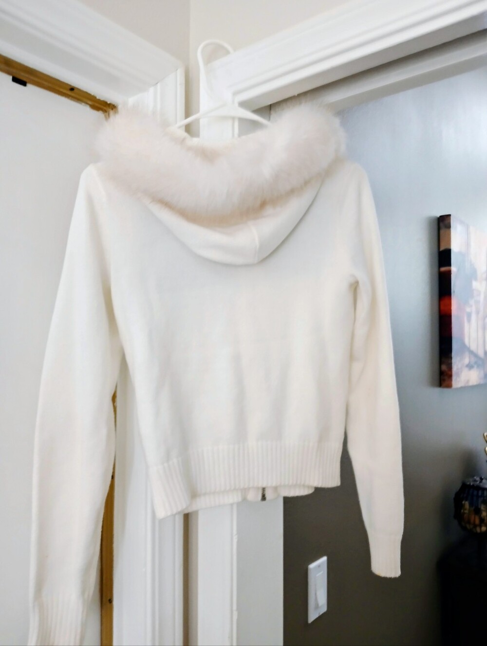 Hollister Ivory Zip-Up Sweater with Faux Fur Hood and Nordic Pattern - Picture 3 of 3